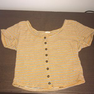 button down cropped tee